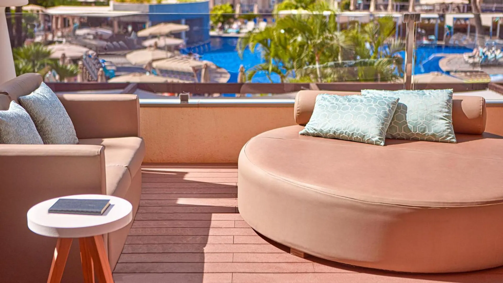 Zafiro Palmanova Aparthotel 4*, Palma Nova (Mallorca)