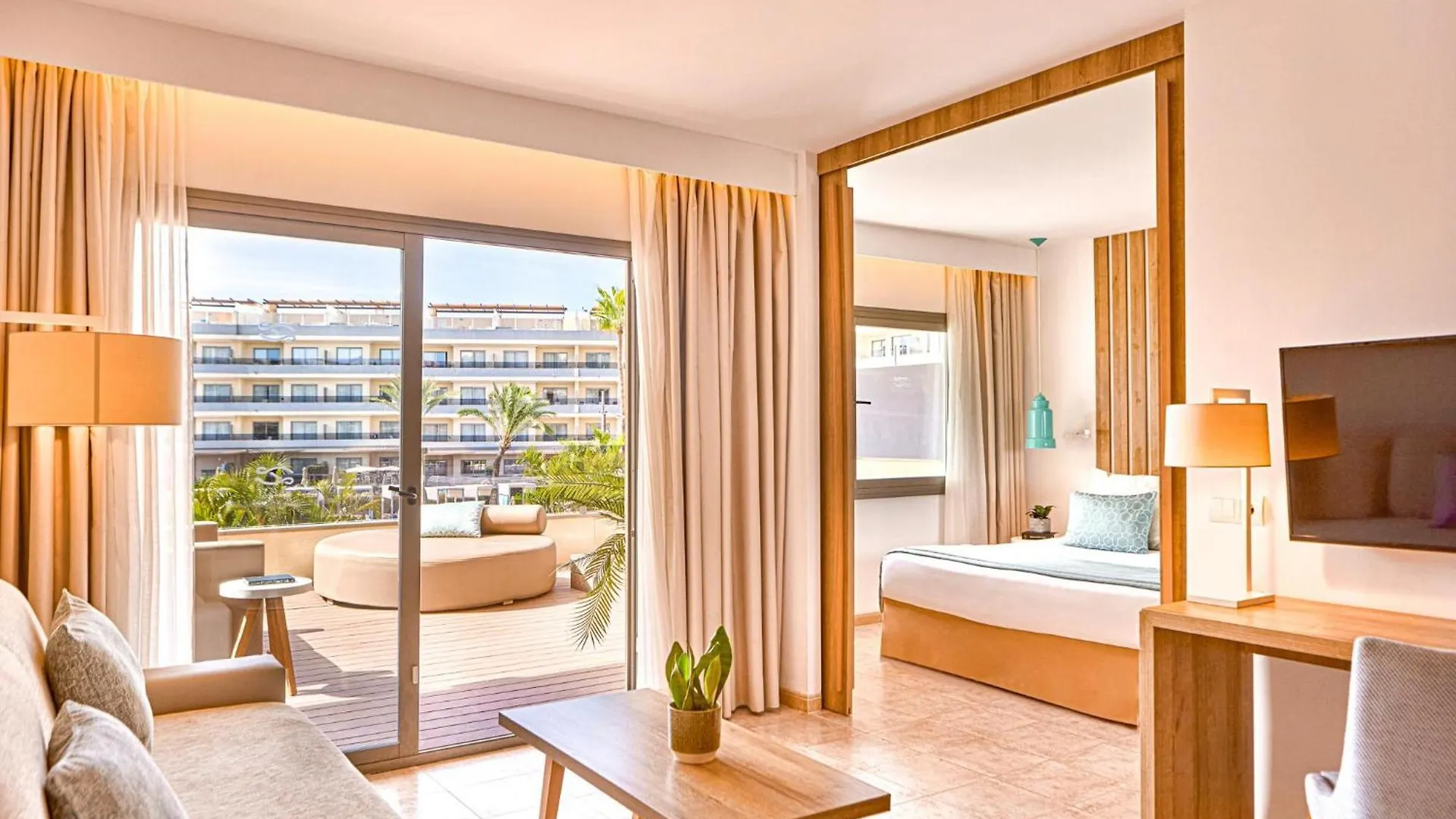 Zafiro Palmanova Aparthotel Palma Nova (Mallorca)