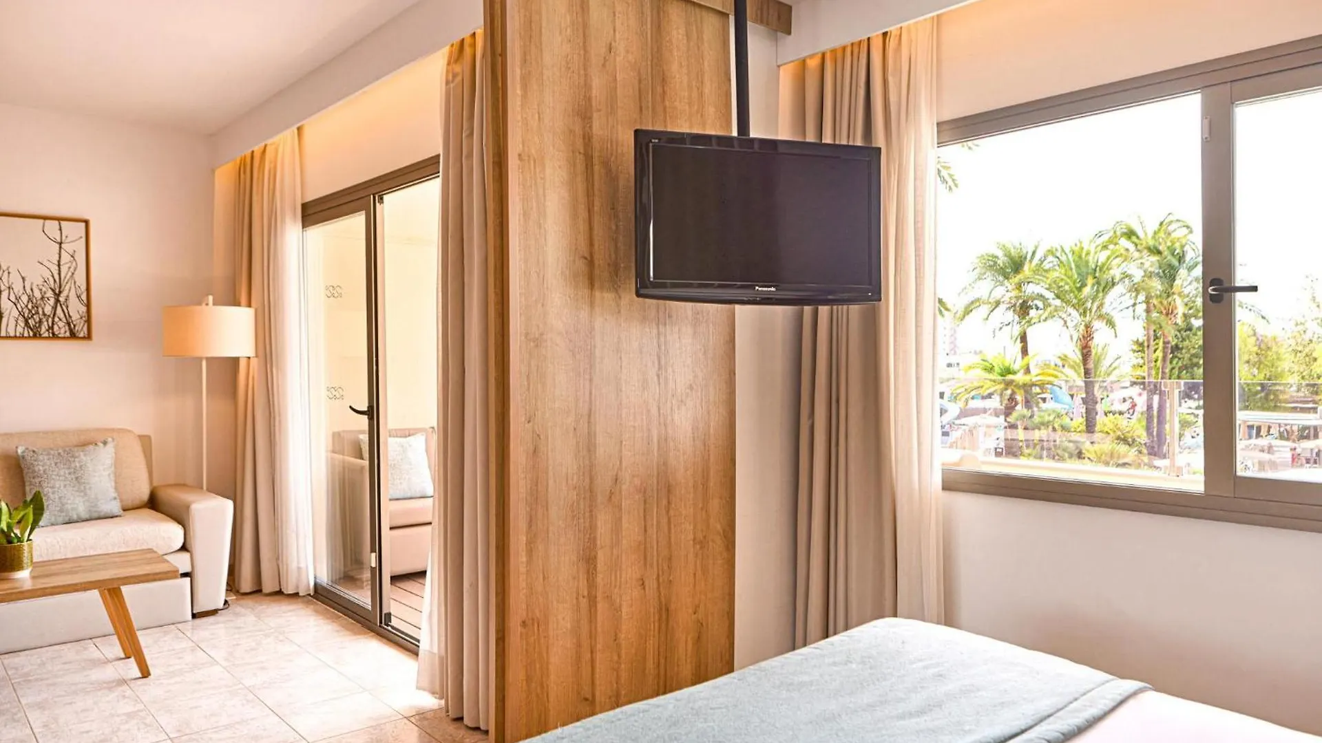 Zafiro Palmanova Aparthotel Spanien