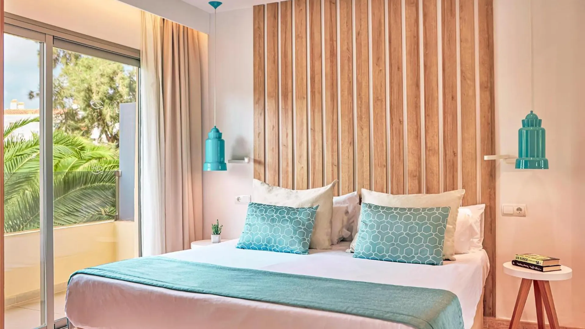 Zafiro Palmanova Aparthotel Spanien